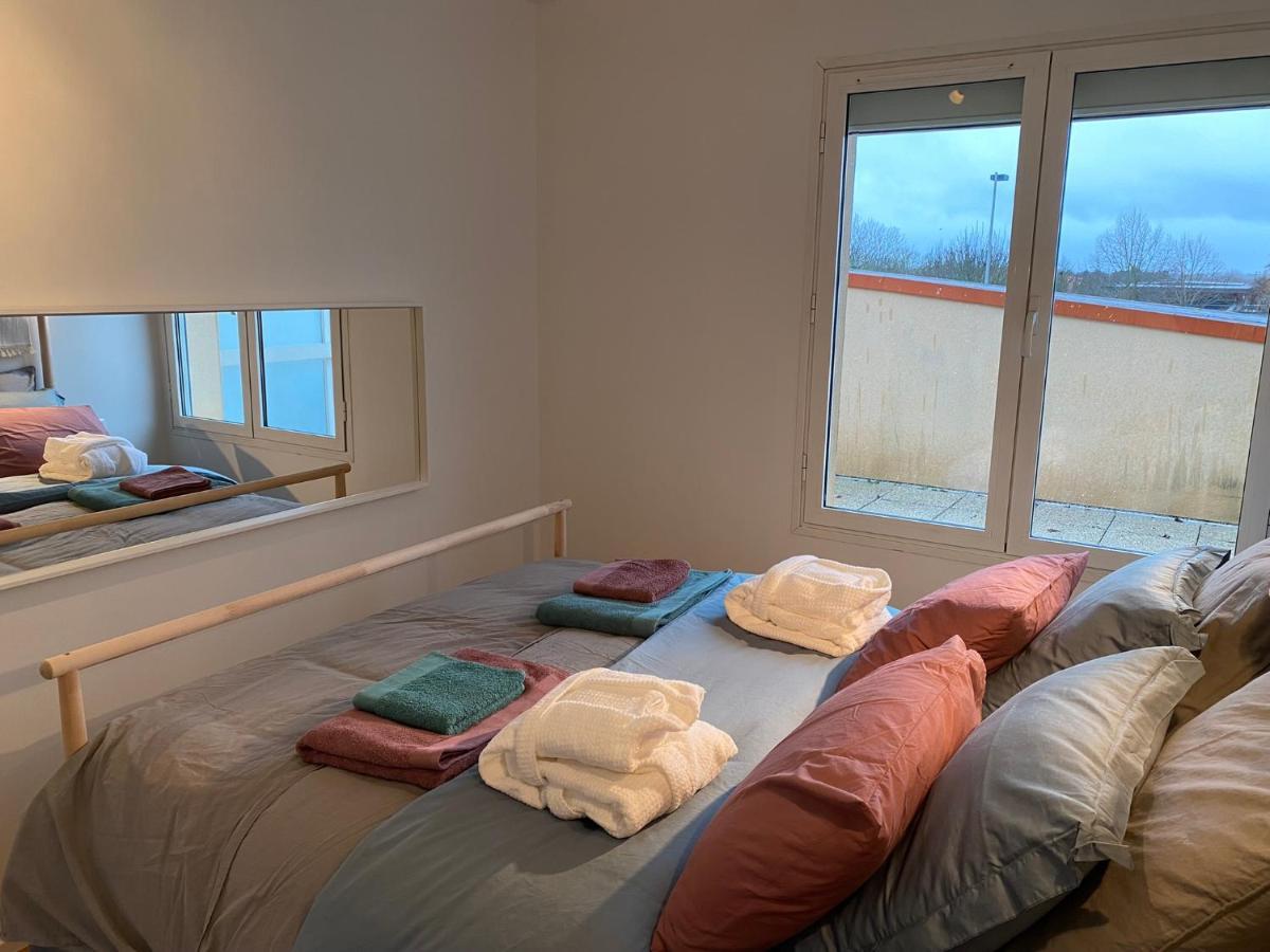 Appartement 2 Pieces De 44M² En Centre Ville Magny-les-Hameaux Buitenkant foto