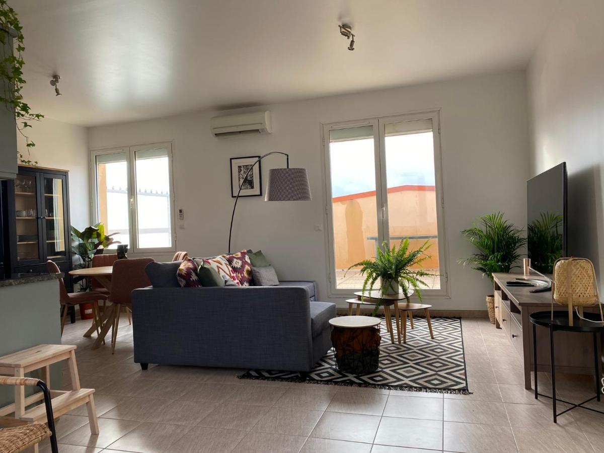 Appartement 2 Pieces De 44M² En Centre Ville Magny-les-Hameaux Buitenkant foto