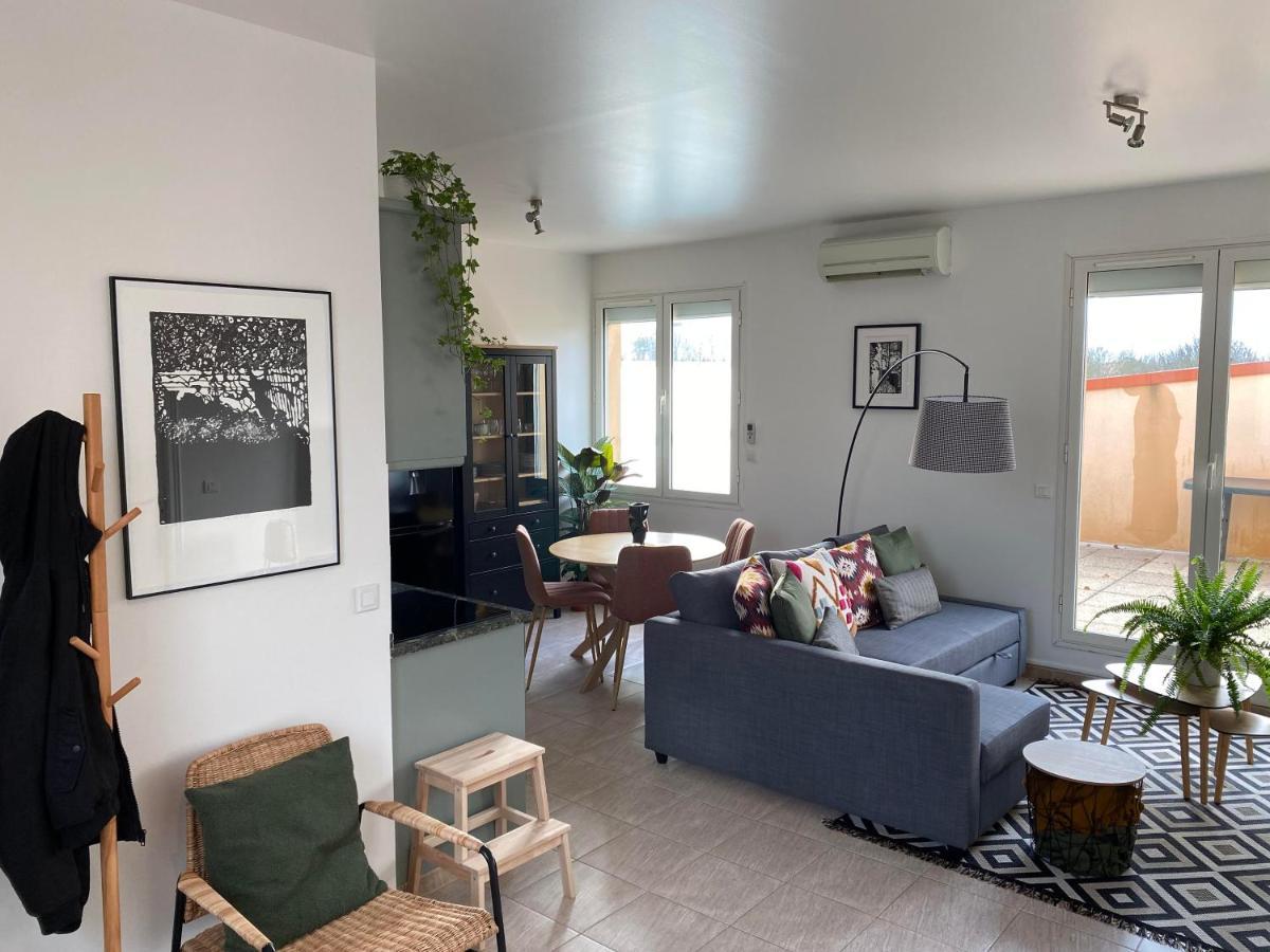 Appartement 2 Pieces De 44M² En Centre Ville Magny-les-Hameaux Buitenkant foto