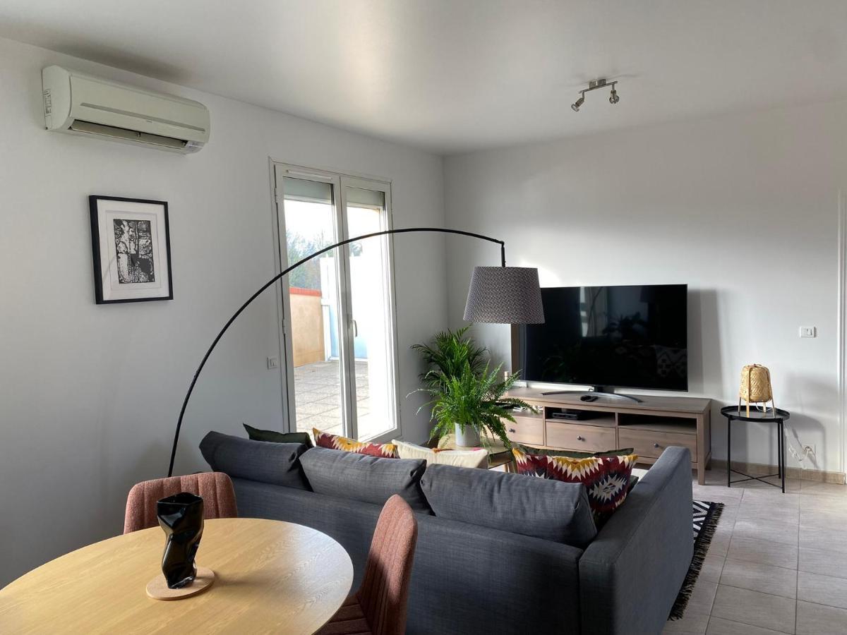 Appartement 2 Pieces De 44M² En Centre Ville Magny-les-Hameaux Buitenkant foto