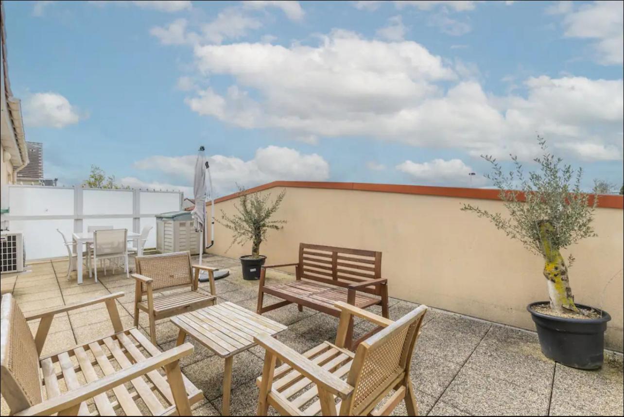 Appartement 2 Pieces De 44M² En Centre Ville Magny-les-Hameaux Buitenkant foto